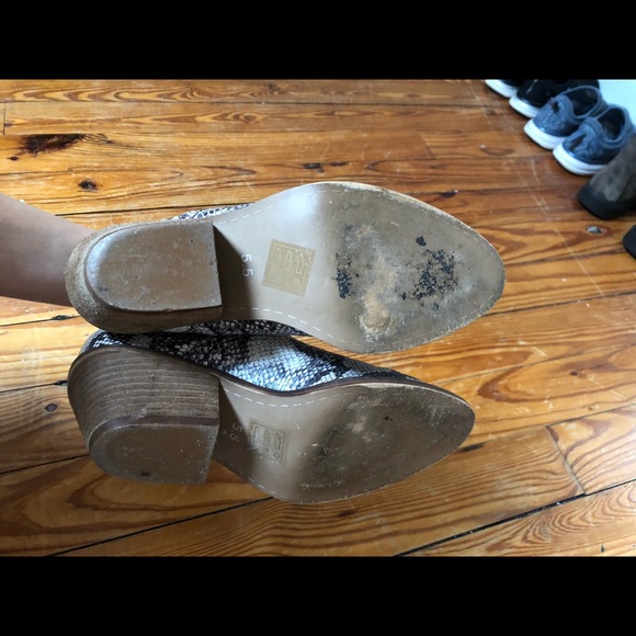 Faux Snakeskin Booties size 5.5 - Picture 5 of 7
